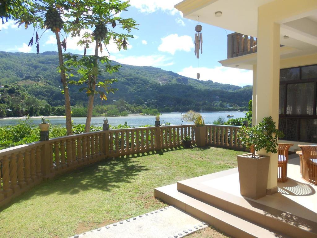 Seychelles Hotel Anse Boileau Exterior photo